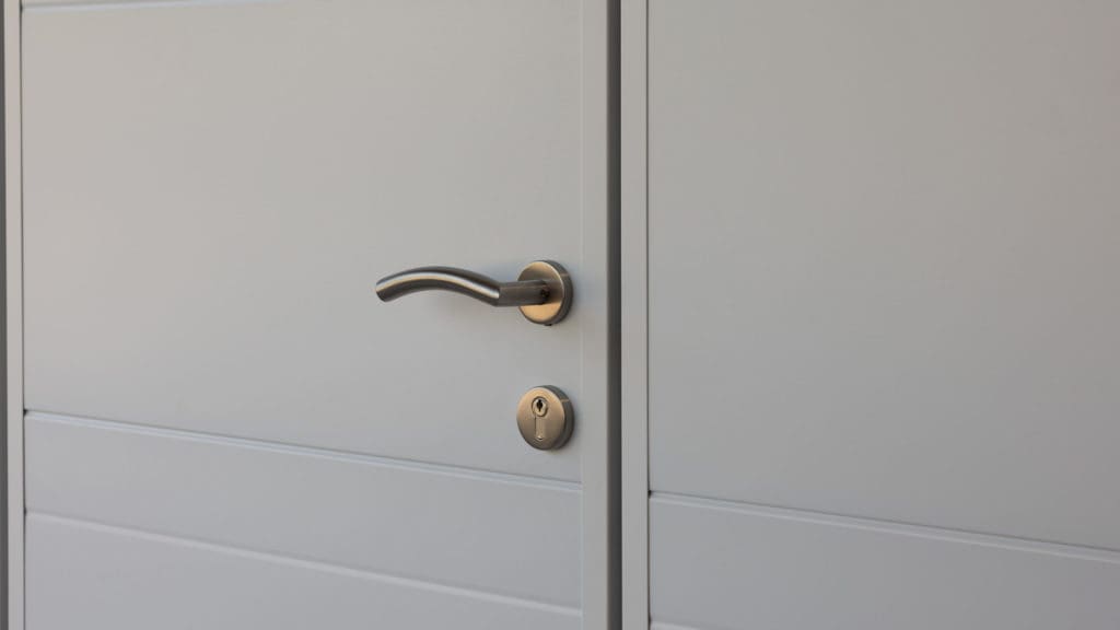 Serrure de sécurité pour porte de garage