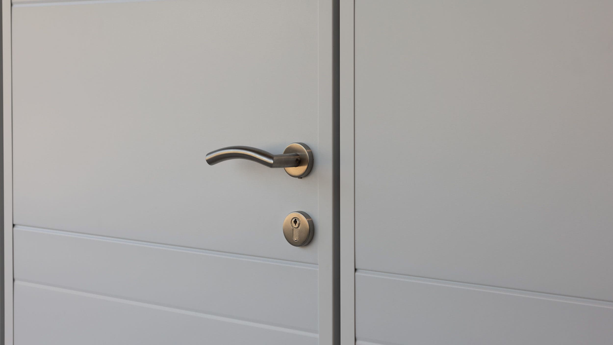 Serrure de sécurité pour porte de garage